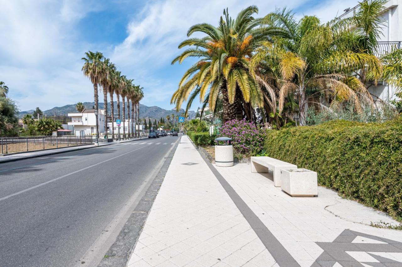 Ferienwohnung Naxos Charming Penthouse With Swimming Pool X6 Giardini-Naxos Exterior foto